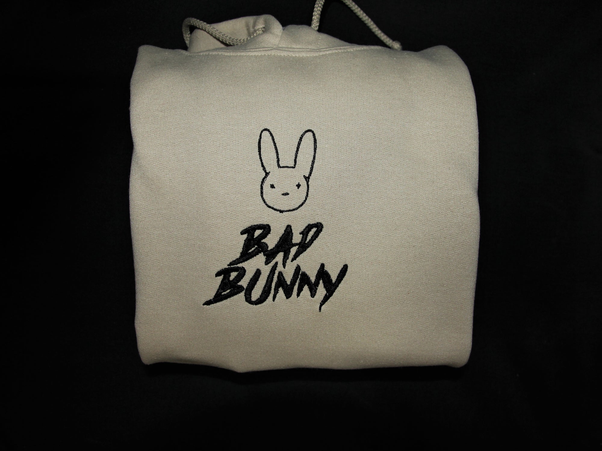 06-Bad Bunny